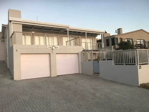 Ons C-Huis - Gansbaai Seafront Accommodation, Back-up Power - Ocean View