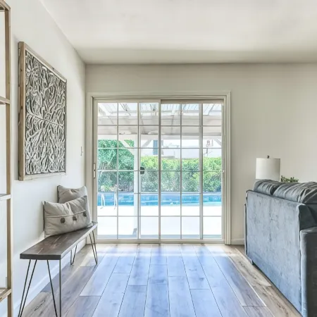 Convenient Getaway Close to it All!