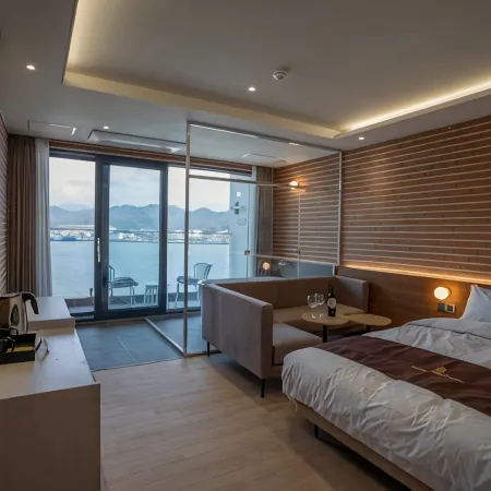 Masan Tourist Hotel