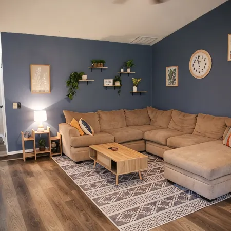 Broken Arrow Home -Cozy Design, Family Friendly