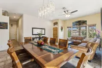 Walk to State Farm Stadium & Westgate Family Home - Boutique
