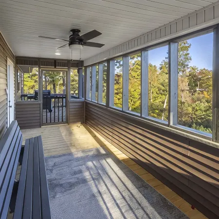 Maple Ridge - Ridge Road Scenic Cabins - Brimstone Recreation and Big South Fork