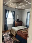 Rabbit Run - Cozy cottage in the heart of Walloon Lake Village. Family-friendly! - WiFi