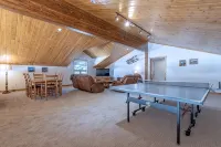 Equipped family-sized ski chalet in Driggs, ID a short drive to Grand Targhee. - Chalets