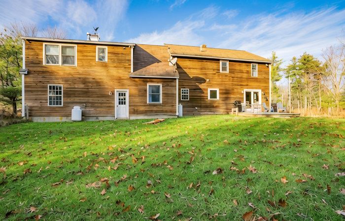 Spacious Home Close to Beaches! 3BR, Dog & Family Friendly, 30 Mins to Portland