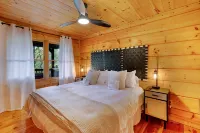 Cozy mountain view cabin & 2 king en-suites - Mountain view
