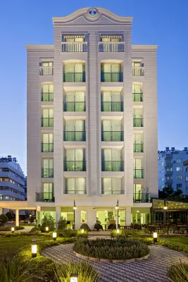 The Room Hotel & Apartments - Beach