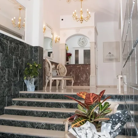 Hotel Astron