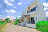 Cozzy Villa Azzalea - parking