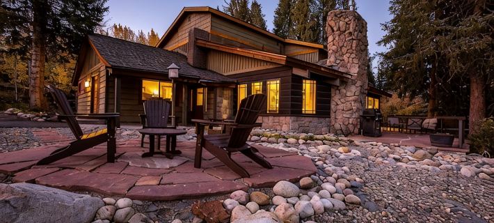 Creekside Luxury Retreat • 8Br • Walk to Shops, Dining & Shuttle • Sleeps 22 Ξενοδοχεία στην πόλη Winter Park