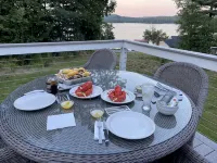 Webster Lake Farmhouse with private lake access - 2-Star