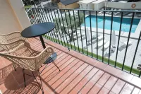 Hotel Coral Boutique by gaiarooms - Pools