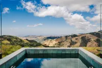 Lakay Monteverde: Heated Pool, Golf Cart Breakfast - 5 stelle