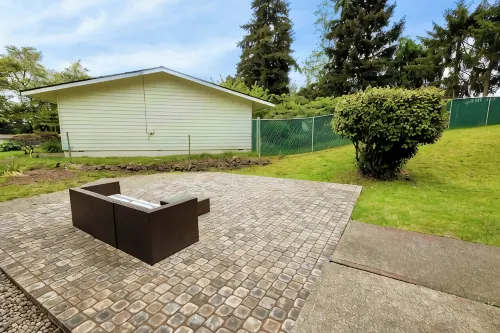 Centrally located, newly renovated home - Wifi