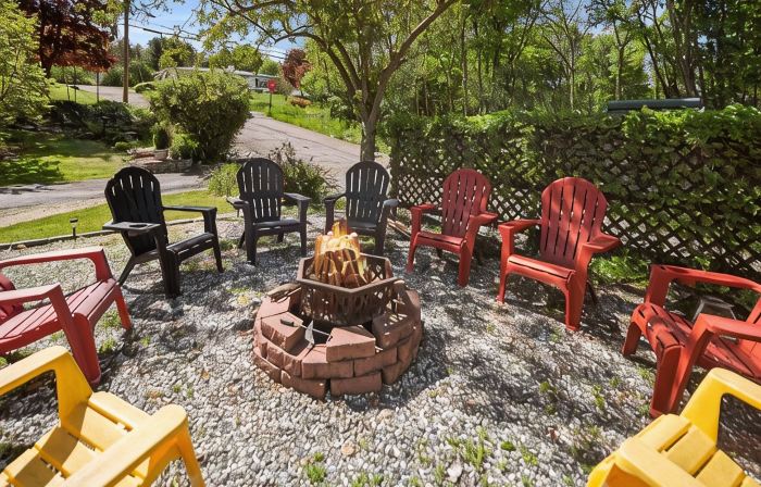 ★Lake Views ★ Hot tub ★ King Beds ★ Mins to All