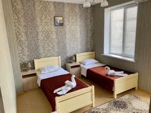 Ramina Family - 2-Star