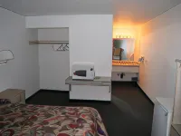 Crown Inn - Motels