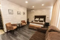 Fox Hotel - 3-Star