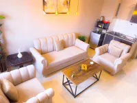 Classic & Cozy | 1BHK | Next To Food Street - parking