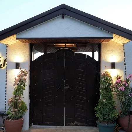 Phellos Suites Boutique Hotel