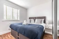 4-Bedroom Retreat in Slough - By Tempstay - 2-Star