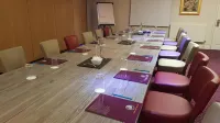 The Queensgate Hotel Các khách sạn ở Orton Waterville