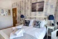 The Leicester Hotels in Сауспорт
