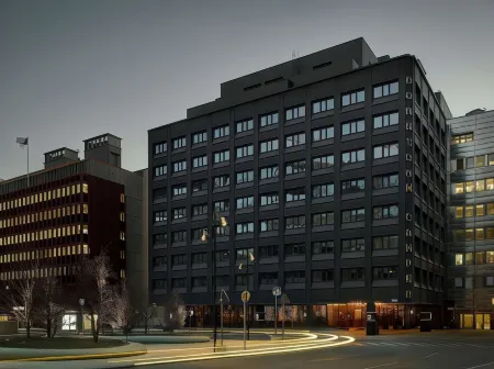 Downtown Camper by Scandic Отели рядом с достопримечательностью «Шведский музей естественной истории»