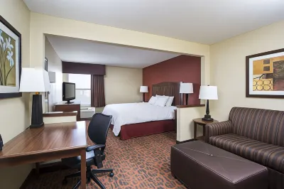 Hampton Inn Shawnee