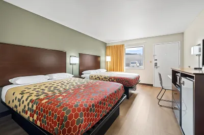 Bend Inn & Suites