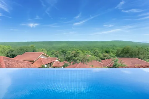 Amritara Aura Resort & Spa Hotels in Mandrem