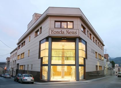 Hotel Fonda Neus