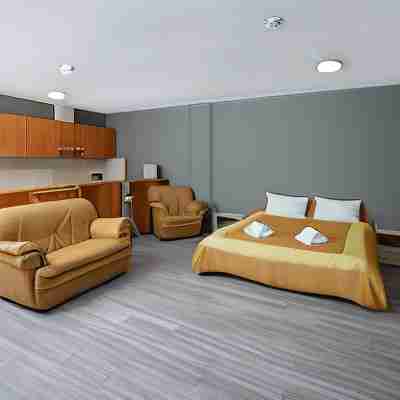 Master Hotel Kotelniki Rooms