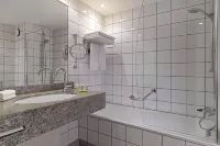 Courtyard by Marriott Duesseldorf Hafen - balcony