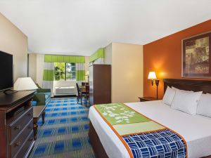 Days Inn by Wyndham Fremont