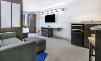 Microtel Inn & Suites by Wyndham Austin Airport