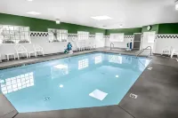 Comfort Inn & Suites Salem Hotels in Keizer