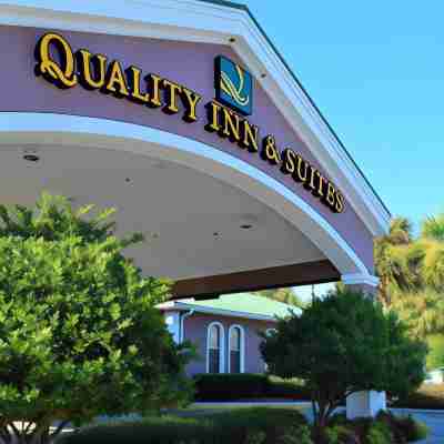 Quality Inn Conference Center at Citrus Hills Hotel Exterior