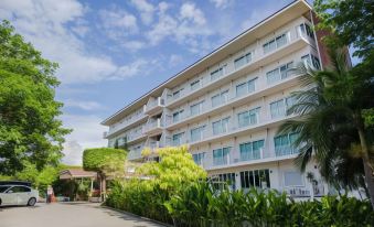 Rattana View Hotel - Housity
