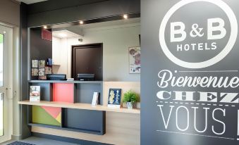 4. B&B 호텔 모..