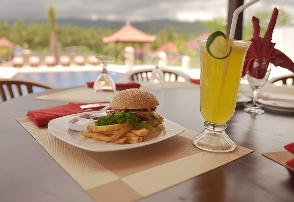 푸리 로비나 호텔 수영장