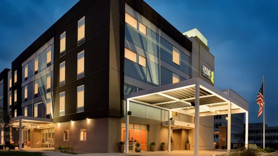 Home2 Suites by Hilton Cleveland Beachwood