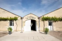 لوجي أوتل لو باسيفلور فنادق في Chateaubernard