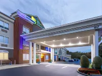 Holiday Inn Express & Suites Vineland Millville Hotel di Vineland