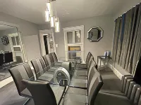 FearlessRose Vacation Rental Hôtels à : Springfield