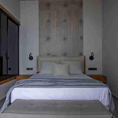 Anadeo Villas & Suites Rooms