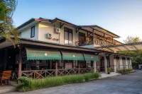 Samawa Transit Hotel Hotel di Seketeng