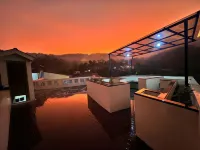 Villa Boca Sentul Bogor Private Pool 4-Bedrooms Các khách sạn ở Sukamakmur