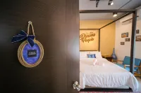 The Best Hotel in Bayan Lepas - the Lov Penang Отели в г. Batu Maung