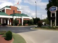 Hampton Inn Roxboro Hotels near rue21